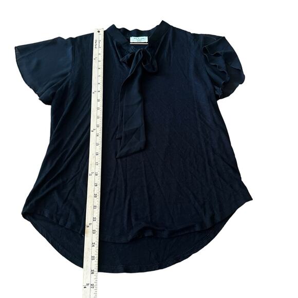 Kim and Cami Los Angeles tie at neck Black Top blouse size medium - Picture 4 of 6
